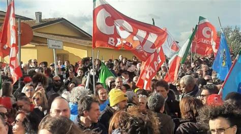 Cutro Manifestazione Nazionale Basta Stragi In Mare Calabriainforma