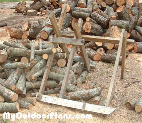 DIY Log Saw Horse | MyOutdoorPlans