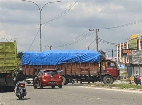 Marak Truk Bertonase Masuk Kota Hingga Sebabkan Kecelakaan Kemana