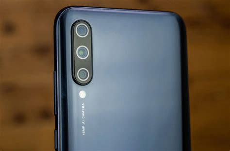Xiaomi Mi A3 představen: Android One, čtečka v displeji a 4 fotoaparáty