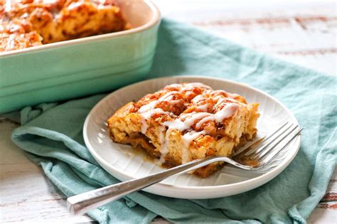 Quick And Easy Cinnamon Roll Casserole