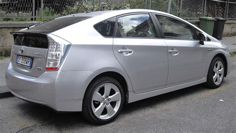 2010 Toyota Prius Information And Photos Momentcar