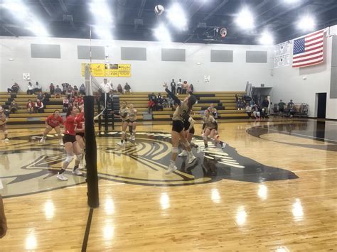 New Hope Volleyball Defeats Lafayette Advances To Mhsaa Class 5a