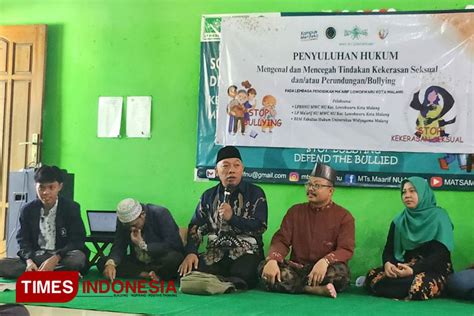 Penyuluhan Hukum Oleh FH UWG Di MTs Ma Arif NU Kota Malang Mengenal