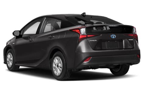 2020 Toyota Prius Specs Prices Mpg Reviews And Photos