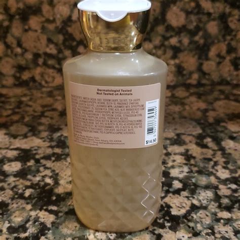 Bath Body Works Bath Body Bbw Snowflakes And Cashmere Shower Gel Poshmark