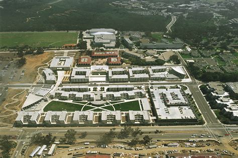 Eleanor Roosevelt College | Safdie Rabines Architects