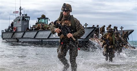7 reasons you should become a Marine | We Are The Mighty