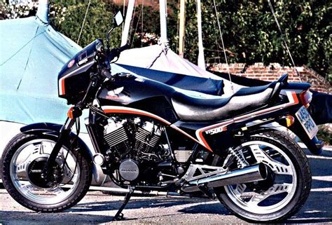 Honda VT500 | Motorrad