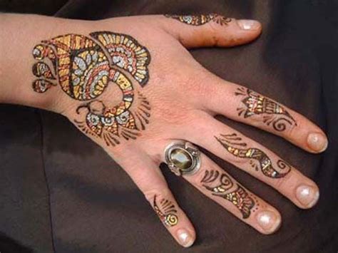 15 Latest Khafif Mehndi Designs And Its Specialities