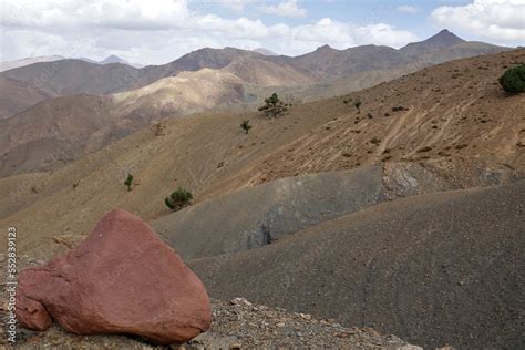 Foto Stock La Grande Travers E De Latlas Au Maroc Jours De Marche