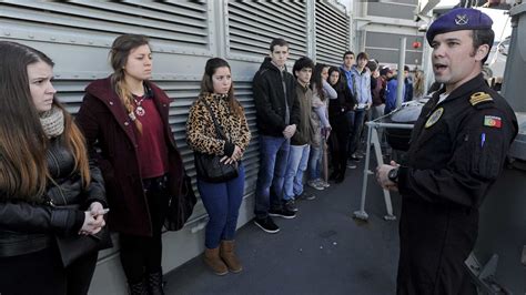 Covid Dia Da Defesa Nacional Suspenso Mais Duas Semanas At De Maio