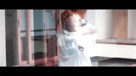 Mexicana Natural Y Tetona En La Piscina Porn