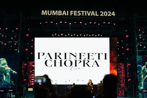 Parineeti Performs Live At Mumbai Festival 2024 Gets Emotional