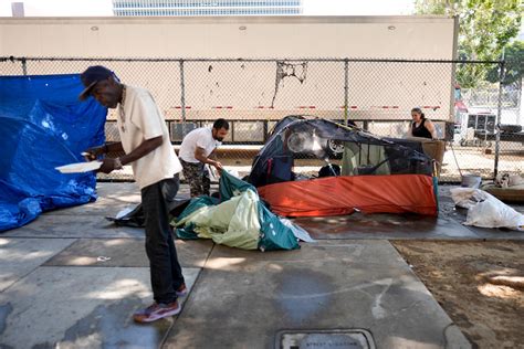 California Gov Newsom Orders Homeless Encampments Cleared