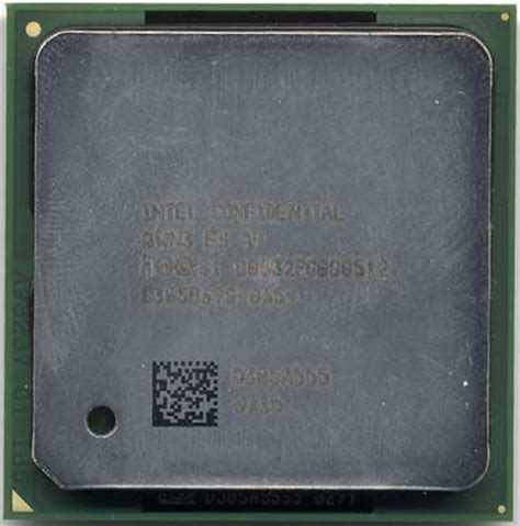 Intel Pentium 4 3.0C – The First 800MHz FSB CPU