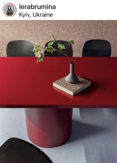 Pin By Dlfstudio On Decor Styling Office Space Red Office