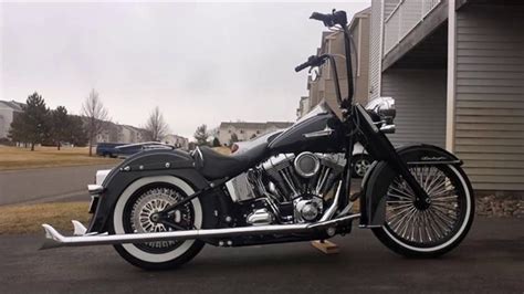 Custom Harley Davidson Softail Deluxe