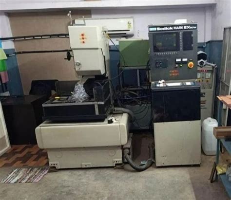 Cnc Wire Cutting Machine Model Namenumber 10054 Capacity 15 Ton At