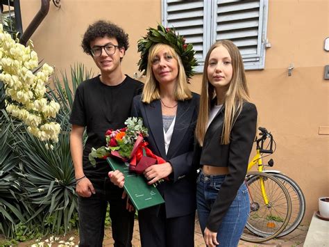 La Direttrice Di San Miniato Promozione Si Laureata Complimenti A