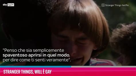 Video Stranger Things Noah Schnapp S Will Gay Video Sky