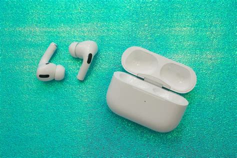 AirPods Pro review: These headphones still rock - CNET