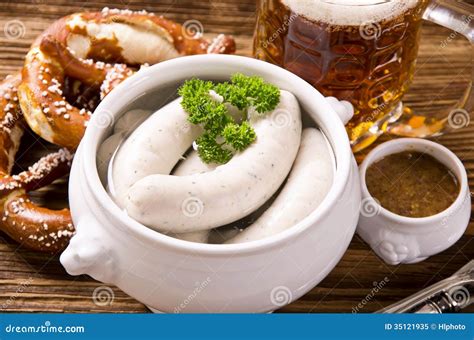 Bayerisches Frühstück Mit Weißer Wurst Lizenzfreies Stockfoto Bild