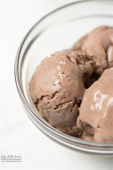 No Churn Chocolate Ice Cream Sweetened Life S Little Sweets