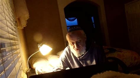 Учитель почему в коране Бог ненавидит грешников а в Библии любит ...