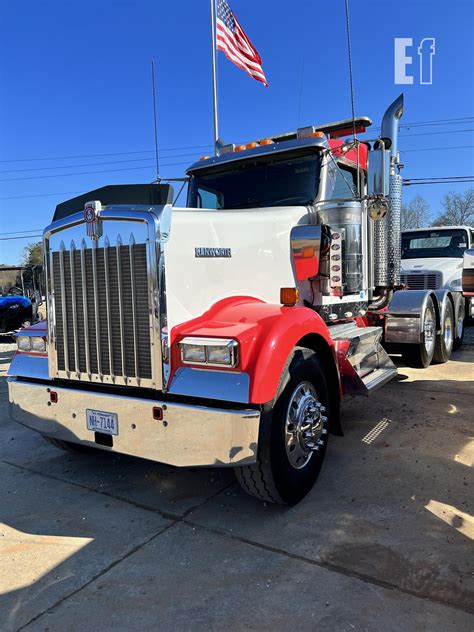 2015 Kenworth W900 Online Auctions