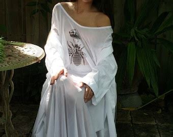 Queen Bee Silky White Nylon Nightgown Bridal Shower Honeymoon Lingerie