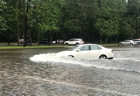 Massive sinkhole reported in Kingwood after severe flooding