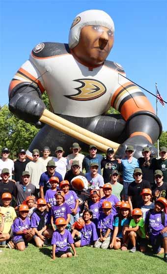 Anaheim Ducks and kids join forces to help design city's next playground - Orange County Today