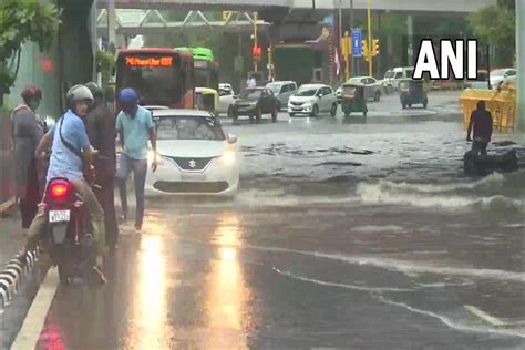 Delhi Ncr Rains Updates Waterlogging In Cp Minto Bridge And Ito