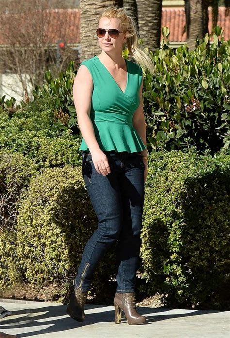 Britney Spears In Tight Jeans 20 Gotceleb