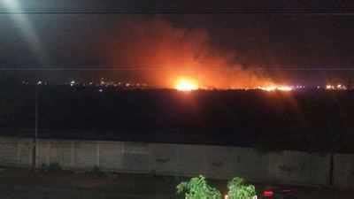 Fire rages for four hours at Kodungaiyur dumpyard in Chennai | Chennai News - Times of India