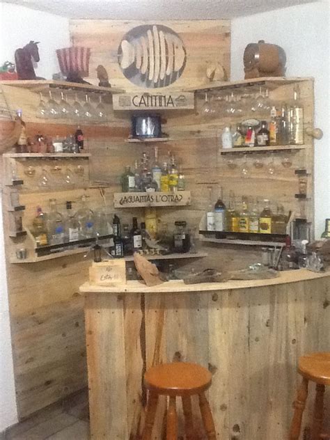 Cozy Home Bar Designs for Your Basement