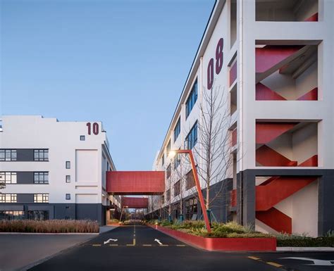 Mvrdv Creates 600 Metre Long Orange Walkway That Bridges Rotterdam