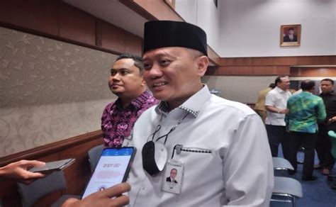 Mosi Tak Percaya Jungkalkan Andi Buchari Dari Dirut Brk Syariah