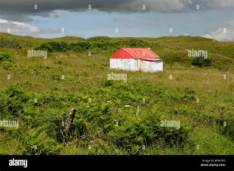 Iron Hut Hi Res Stock Photography And Images Alamy