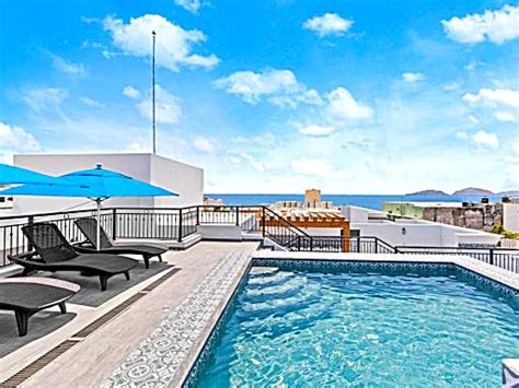 20 Hotels with Rooftop Pool in Mazatlán - Isa's Guide 2024