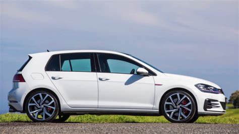 Volkswagen Hot Hatches Compared Polo Gti Vs Golf Gti Vs Golf R