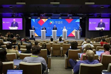 Cumbre Ue Celac Por Qu El Inter S Del Norte Global Por Una Supuesta