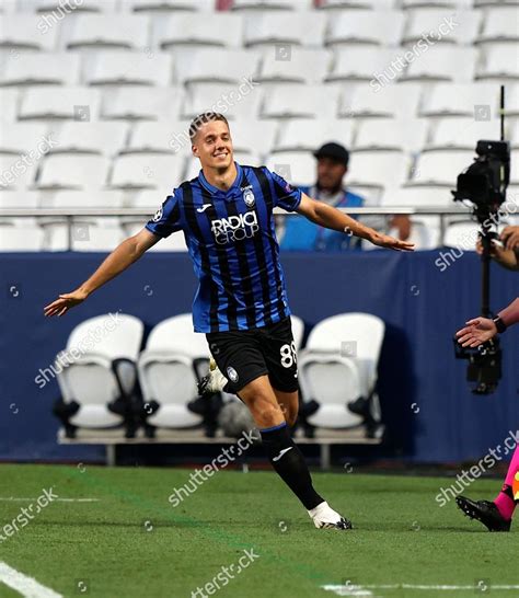 Atalantas Mario Pasalic Celebrates After Scoring Editorial Stock Photo