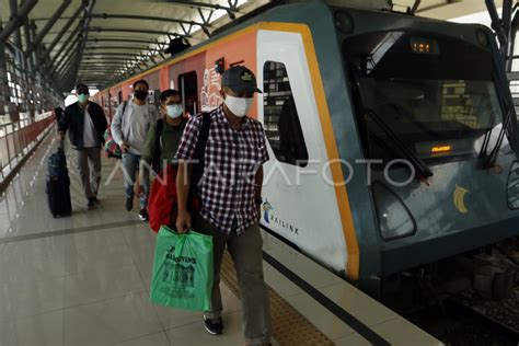 Kereta Api Bandara Kualanamu Kembali Beroperasi Antara Foto