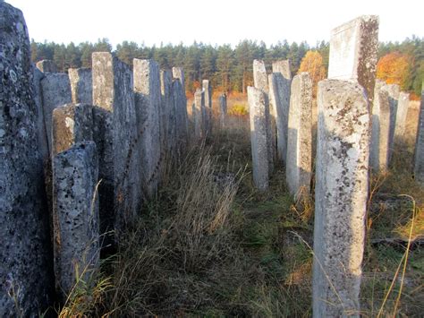 Jewish Traditions for Death, Burial, and Mourning – Rohatyn Jewish Heritage