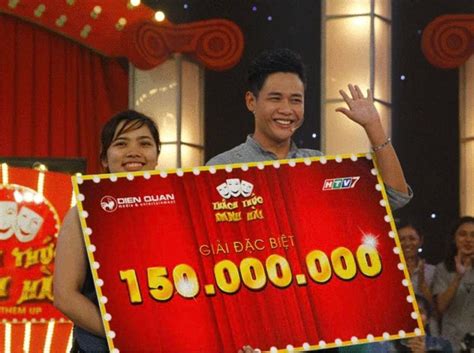 Hot boy trà sữa 4 năm sau Thách thức danh hài Sóng gió ập tới vì ngôi quán quân