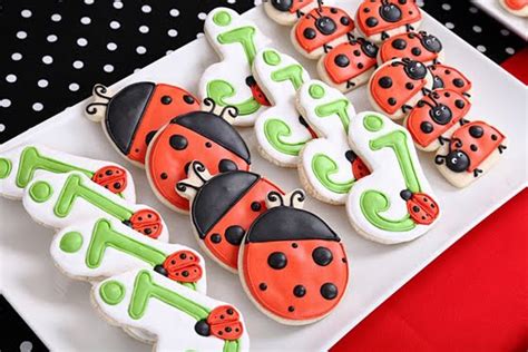 Aninha Noivinha FESTA DE JOANINHA IDÉIAS PARA O CHÁ DE COZINHA OU LINGERIE