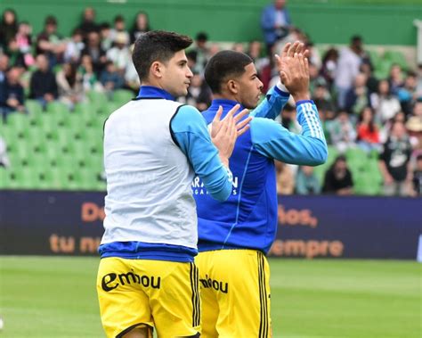 Sigue El Minuto A Minuto De Los Duelos Del Real Zaragoza Y Sd Huesca