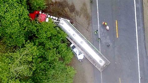 Driver Killed In Crash With Tractor Trailer Bourne Police Nbc Boston